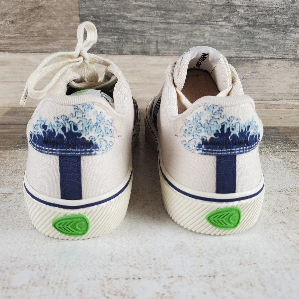 Cariuma NAIOCA X Hokusai Shoes Sz Mens 8 / Womens 9.5 White Wave Off Kanagawa